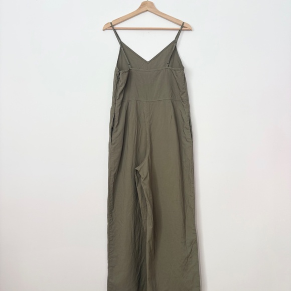 Olive Green Women's Jumpsuit - Picture 4 of 4